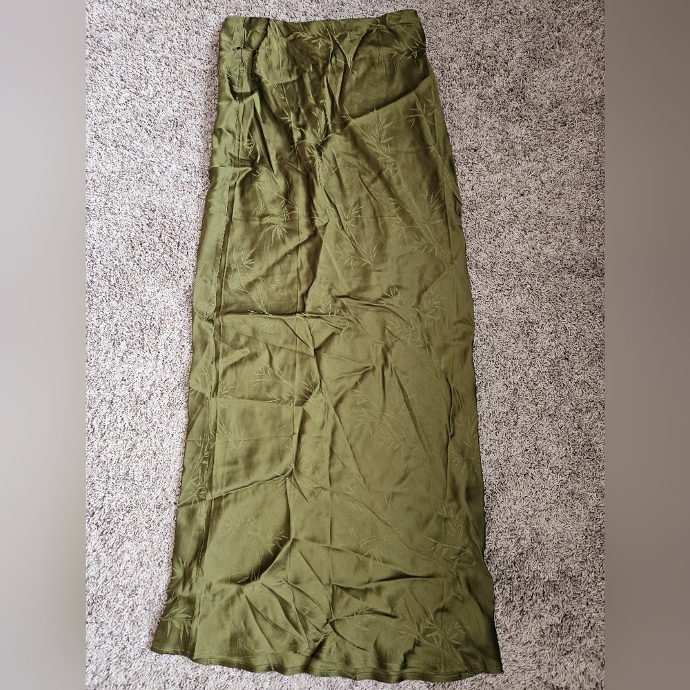 Rumored Archive Bias Maxi Skirt | Martini Bamboo